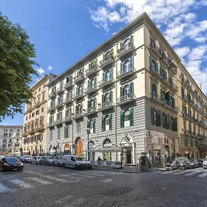Gentile Relais 2*, Naples Italie